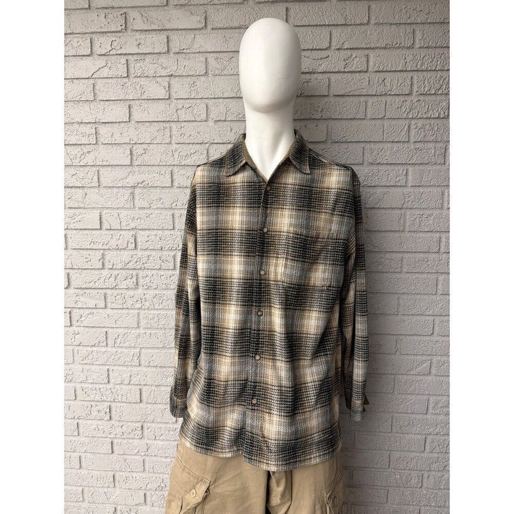Fieldmaster Men’s Plaid flannel Long Sleeve Shirt Size M